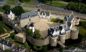chateau_des_ducs_de_Bretagne.jpg