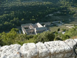 Monastere_de_Senanque.jpg